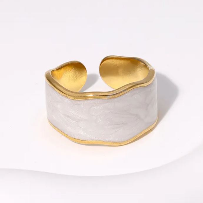 Luminara Ring