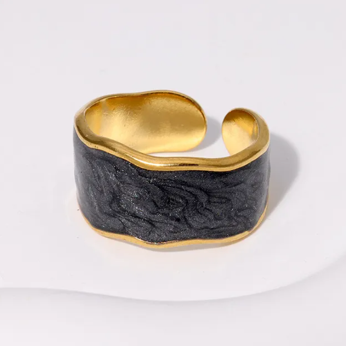 Luminara Ring