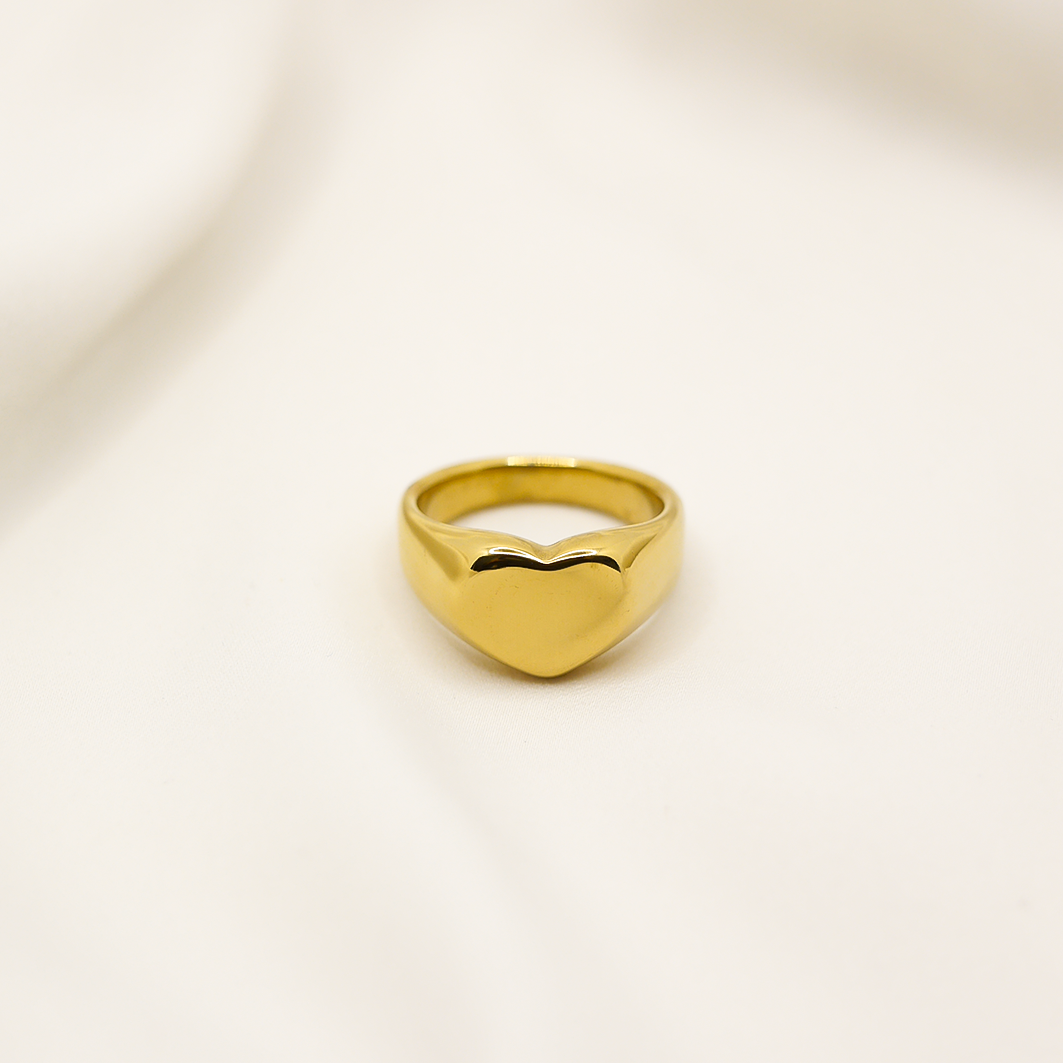 Amore Ring