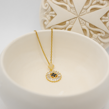Sole Necklace