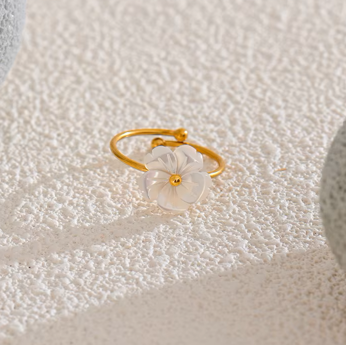 Fiore Ring