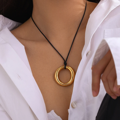 Maris Necklace