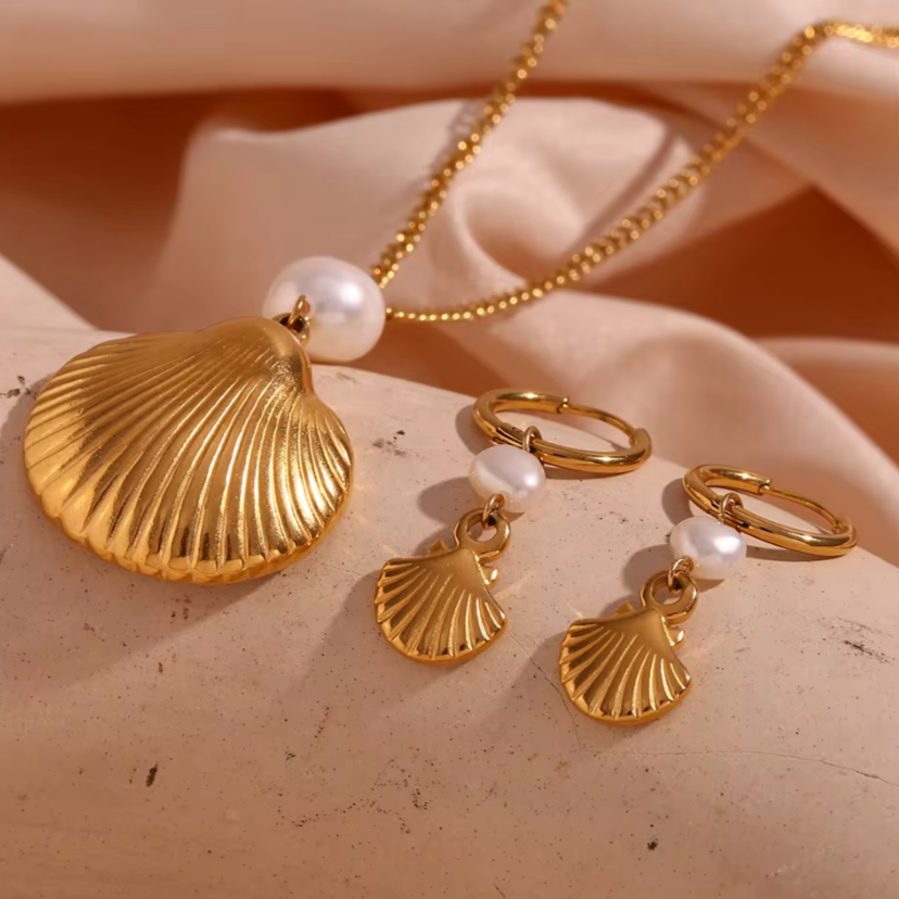 Rita Necklace