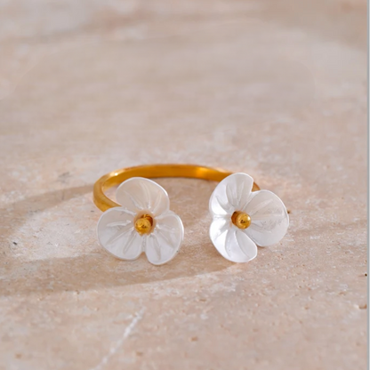 The Sea Blossom Ring