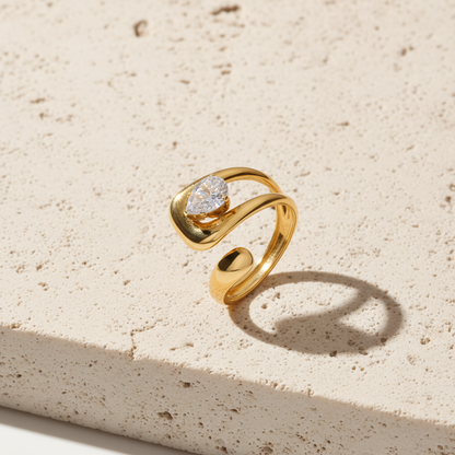 The Freeform Solitaire Ring Collection